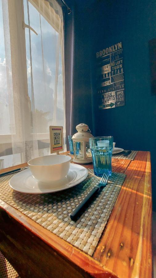 Retreat Haven In La Bella Tagaytay Apartman Tagaytay City Kültér fotó